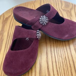 NWOT Vionic Joan Mule Slip on Shoes sz 10